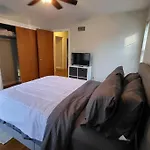 Simple 3 Bedroom U Of Memphis Area Home
