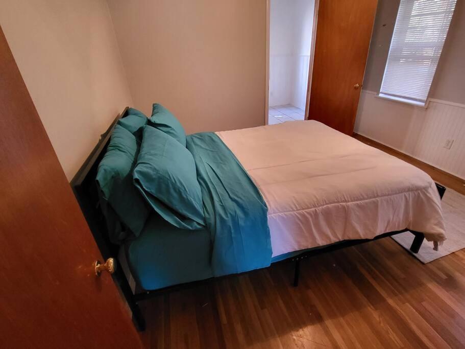 Simple 3 Bedroom U Of Area Holiday home Memphis